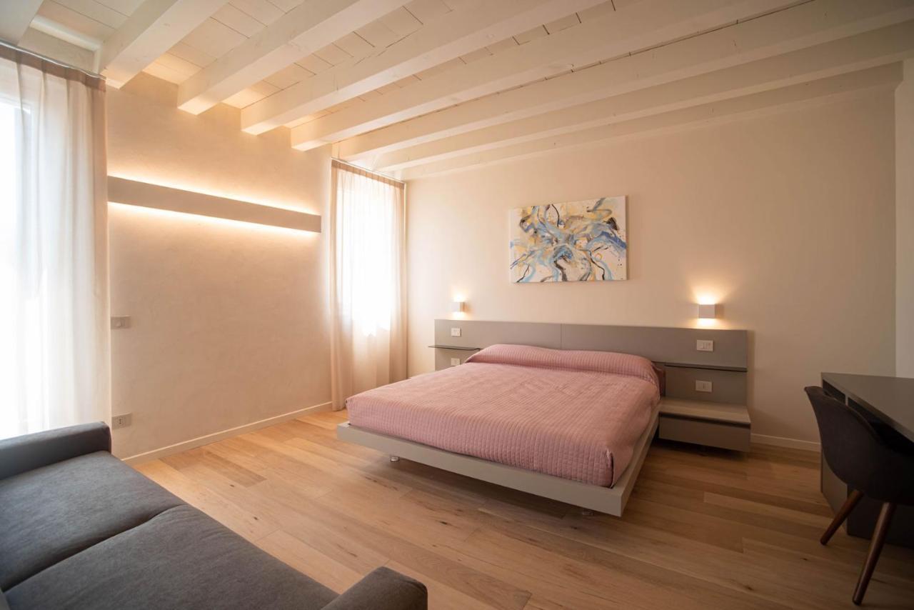 ורונה Calcirelli Suites מראה חיצוני תמונה