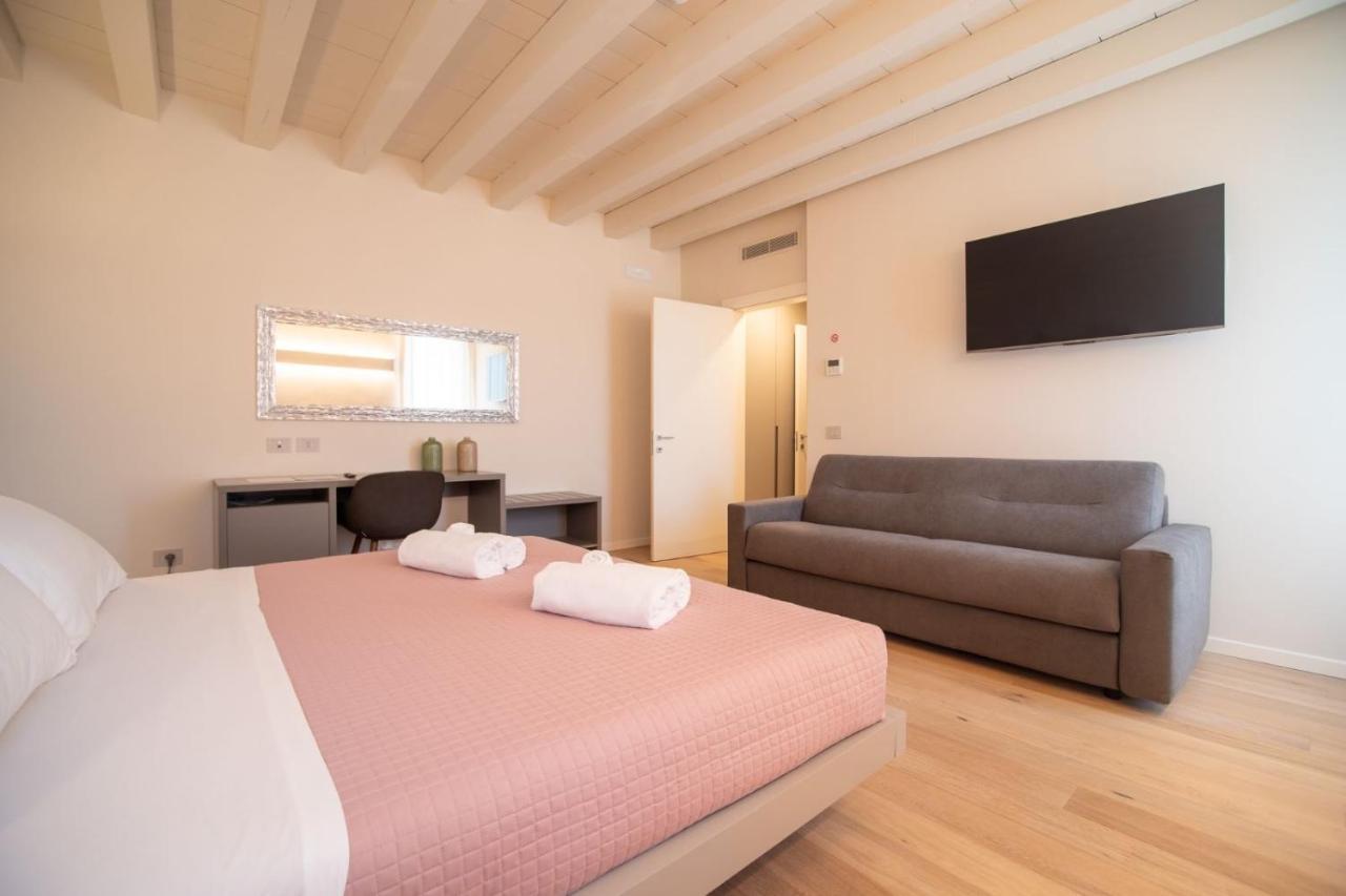 ורונה Calcirelli Suites מראה חיצוני תמונה