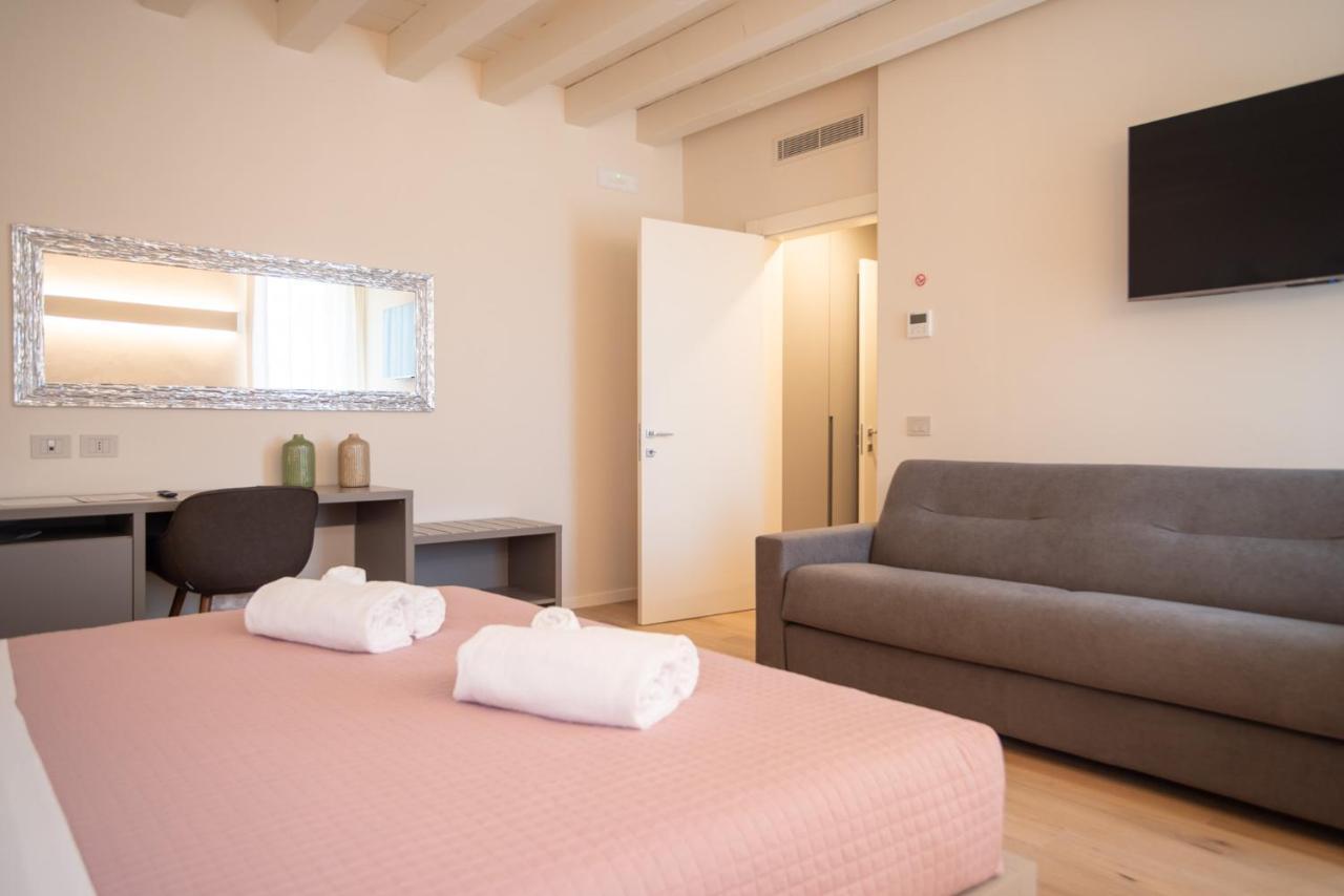 ורונה Calcirelli Suites מראה חיצוני תמונה
