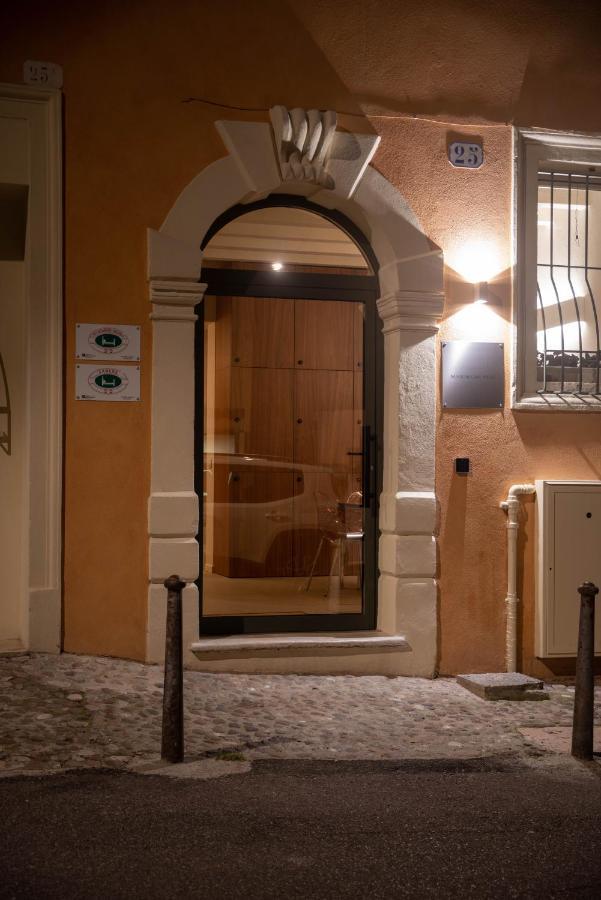 ורונה Calcirelli Suites מראה חיצוני תמונה